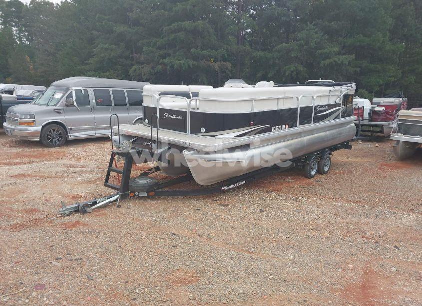 Photo 2 of 2012 Godfrey Sweetwater (VIN GDY2134TL112)