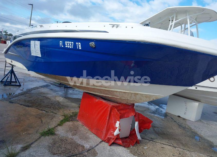 2022 Hurricane Boat (VIN GDY62588H122) main photo