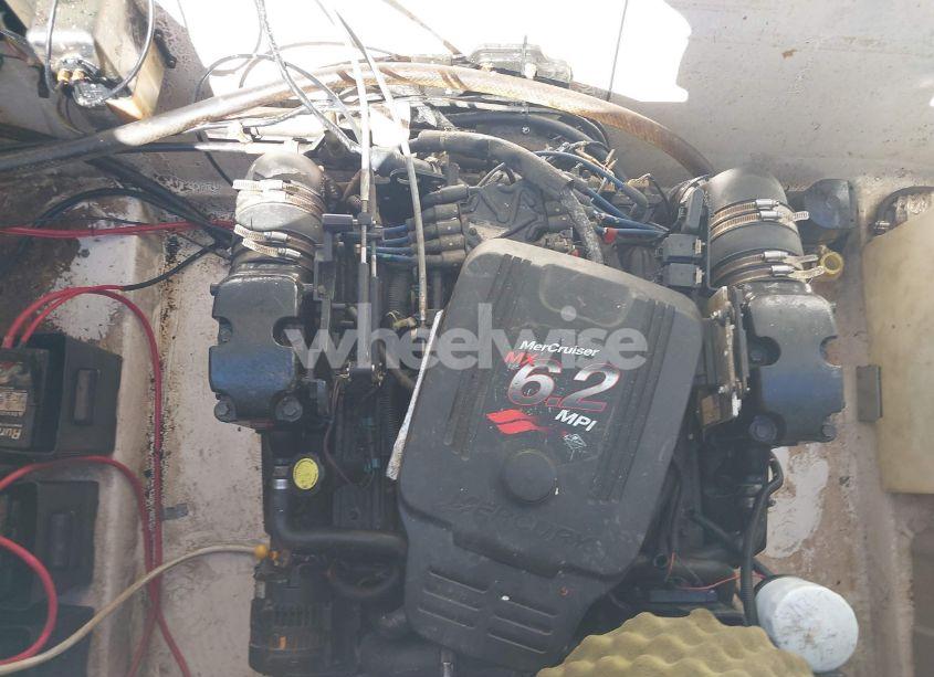 Photo 10 of 2005 Hurricane Boat (VIN GDYZ5126D505)