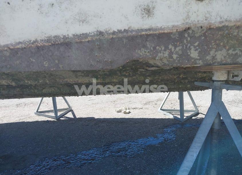 Photo 13 of 2005 Hurricane Boat (VIN GDYZ5126D505)