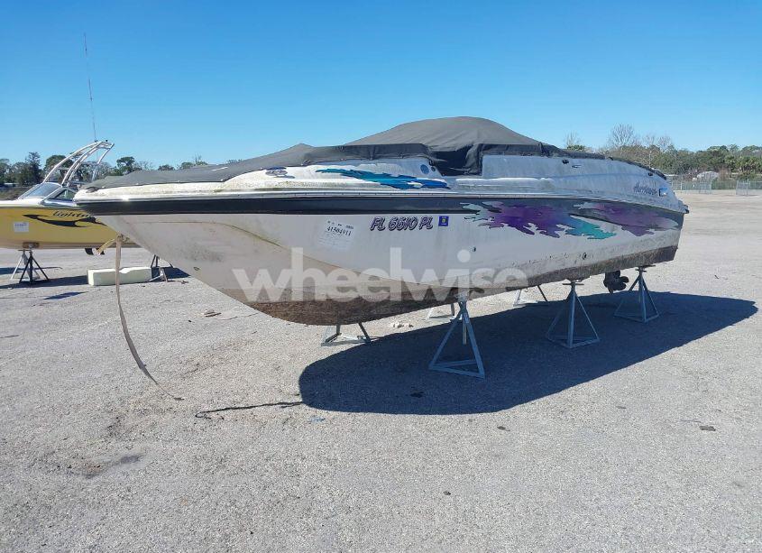 Photo 2 of 2005 Hurricane Boat (VIN GDYZ5126D505)