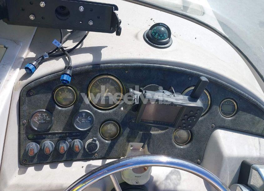 Photo 7 of 2005 Hurricane Boat (VIN GDYZ5126D505)