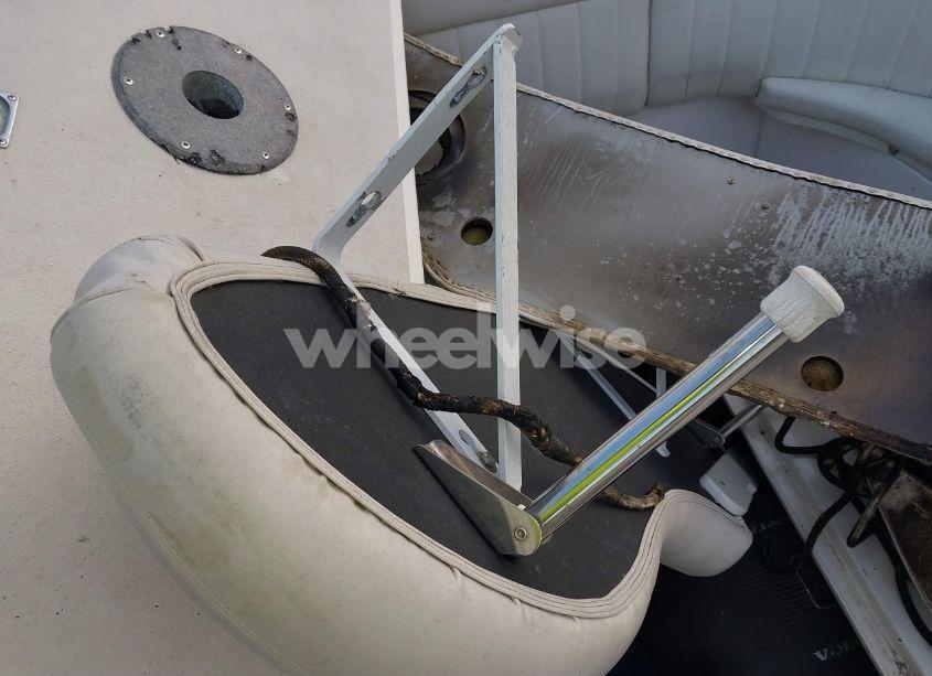 Photo 11 of 2002 Four Winns OTHER (VIN GFNCB144F202)