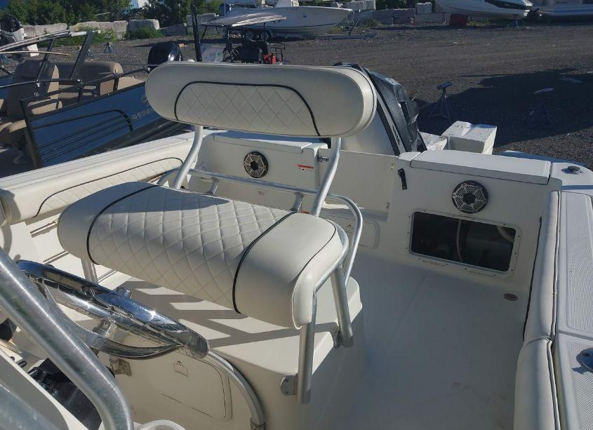 Photo 11 of 2006 Hydra-sports Boat N/A (VIN GHYSRA30C606)