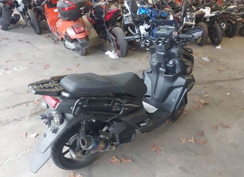 Photo 4 of 2023 Qianxin Scooter N/A (VIN H0DTAELZ9PY800095)