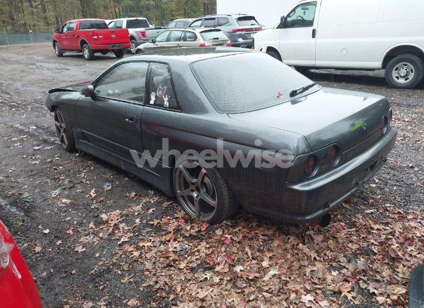 Photo 3 of 1992 Nissan Skyline (VIN HCR32278073)