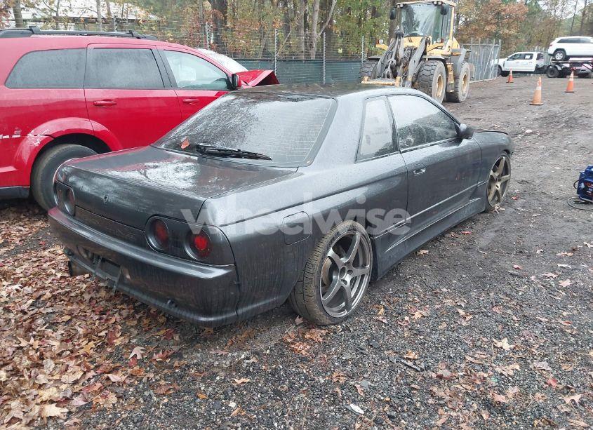 Photo 4 of 1992 Nissan Skyline (VIN HCR32278073)