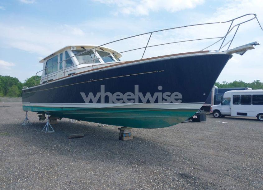 2015 Sabre 40' YACHT (VIN HWSL40941415) main photo