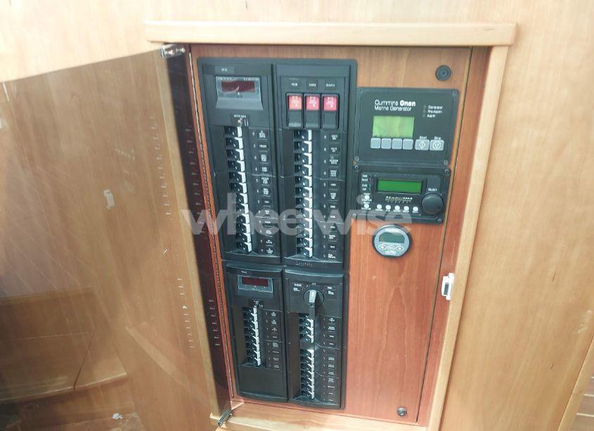 Photo 8 of 2015 Sabre 40' YACHT (VIN HWSL40941415)