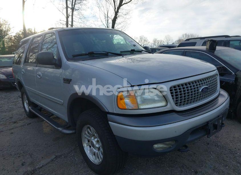 2002 Ford Expedition (VIN IFMPU16L32LA44551) main photo