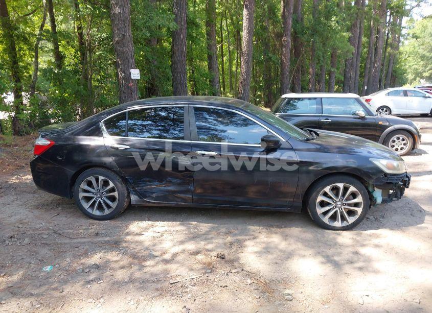 Photo 13 of 2014 Honda Accord (VIN IHGCR2F51EA203127)