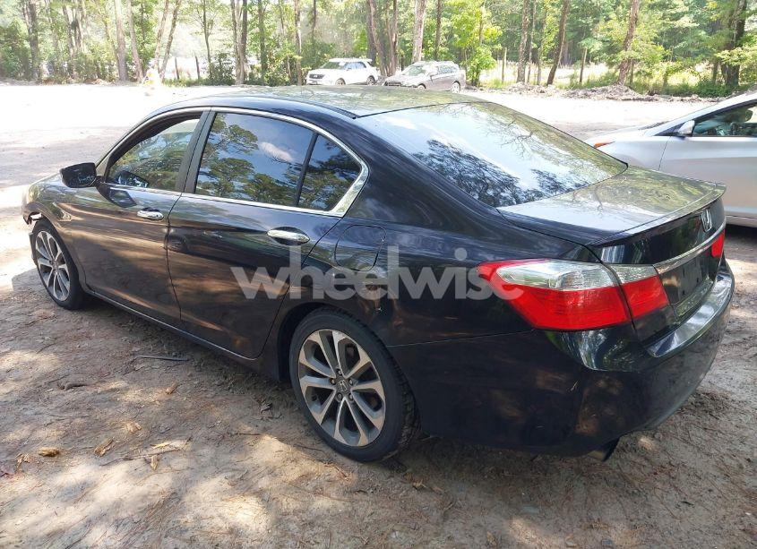 Photo 3 of 2014 Honda Accord (VIN IHGCR2F51EA203127)