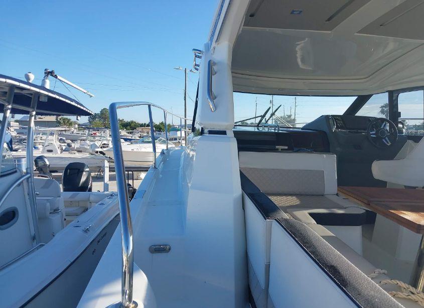 Photo 13 of 2019 Jeanneau Leader 33 (VIN IRIVK072K819)