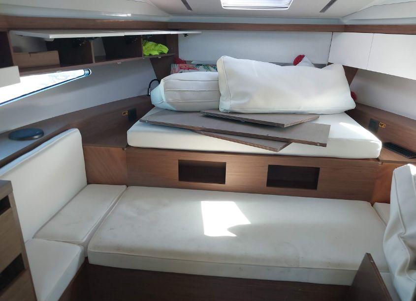 Photo 15 of 2019 Jeanneau Leader 33 (VIN IRIVK072K819)