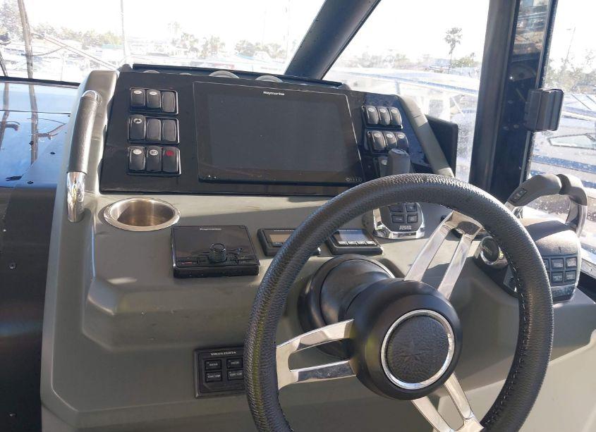 Photo 7 of 2019 Jeanneau Leader 33 (VIN IRIVK072K819)