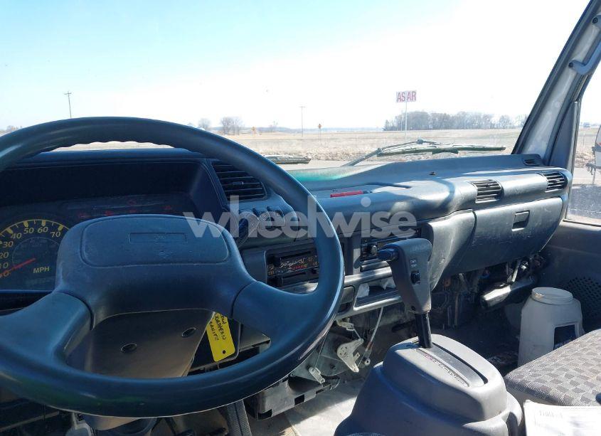 Photo 7 of 2006 Gmc W3s042 W3500 DSL REG (VIN J8DB4B16667025401)