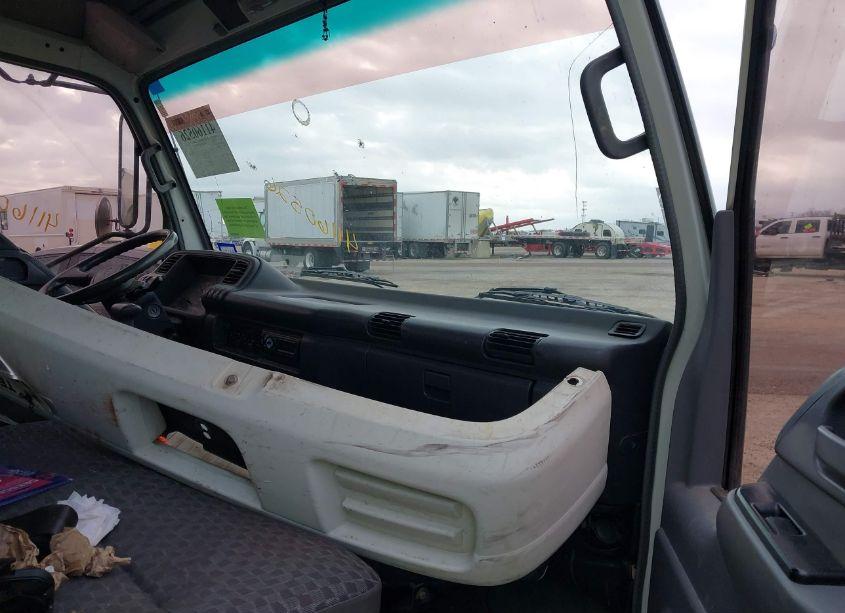 Photo 5 of 2006 Gmc W3s042 W3500 DSL REG (VIN J8DB4B16867024797)