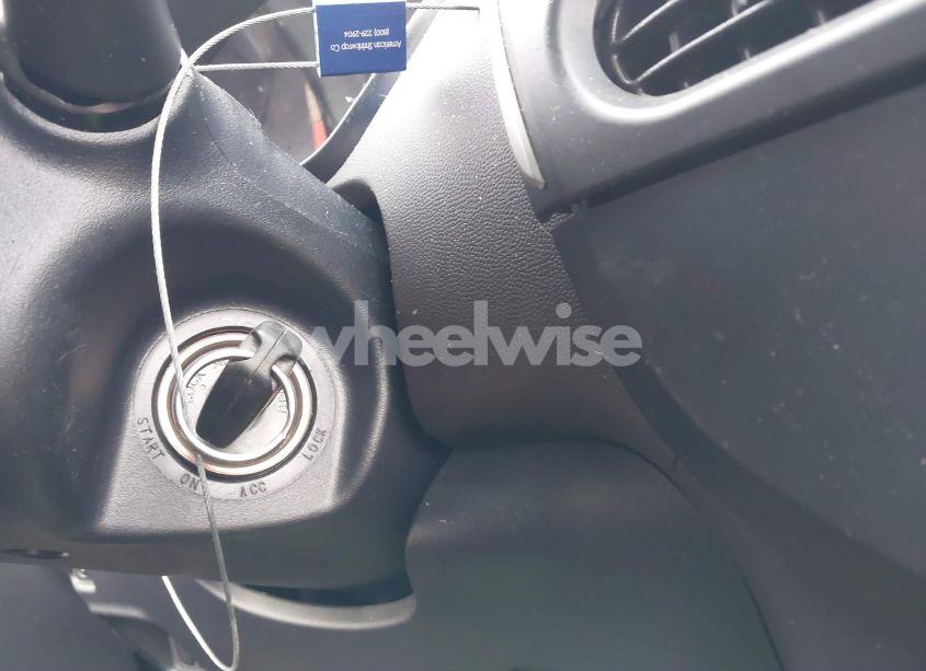 Photo 11 of 2012 Mitsubishi I-miev ES/SE (VIN JA3215H13CU021632)