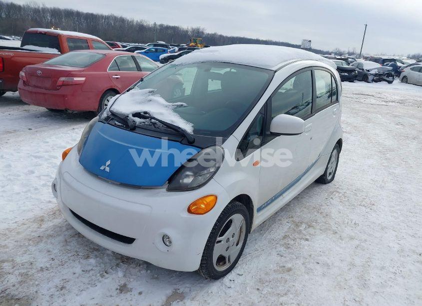 Photo 6 of 2012 Mitsubishi I-miev ES/SE (VIN JA3215H18CU009296)