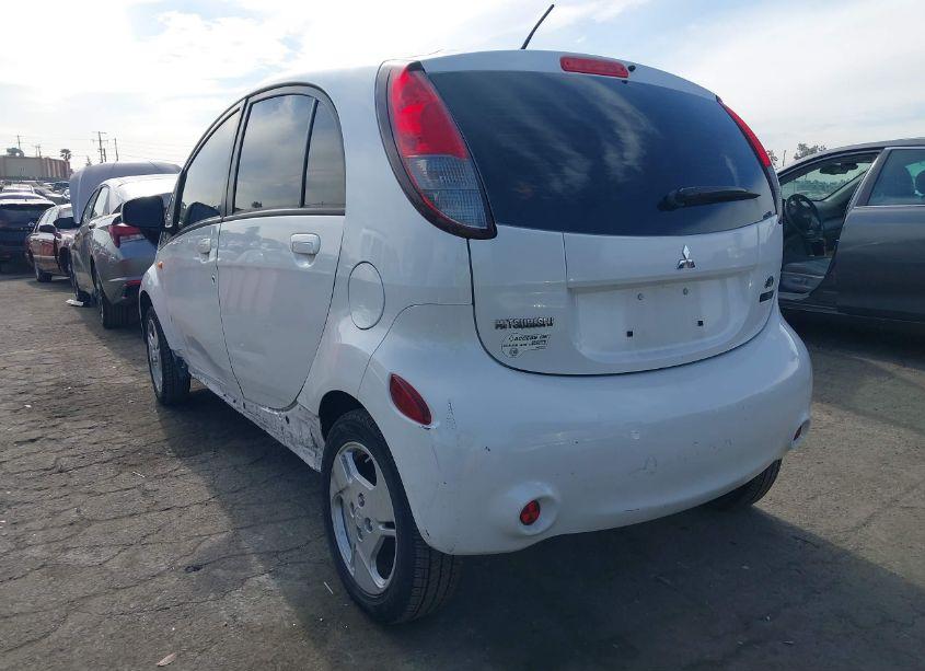 Photo 3 of 2014 Mitsubishi I-miev ES (VIN JA3215H44EU025122)