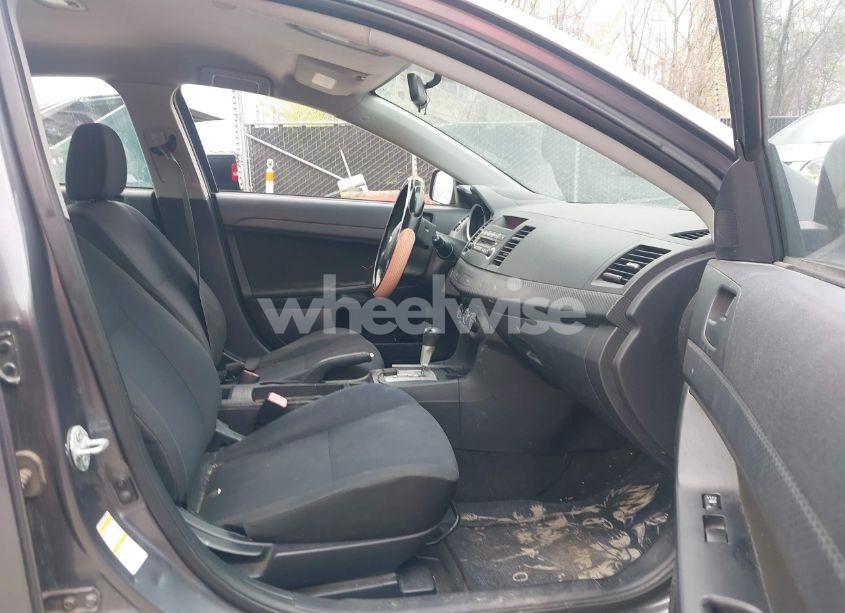 Photo 5 of 2010 Mitsubishi Lancer DE (VIN JA32U1FU7AU005962)