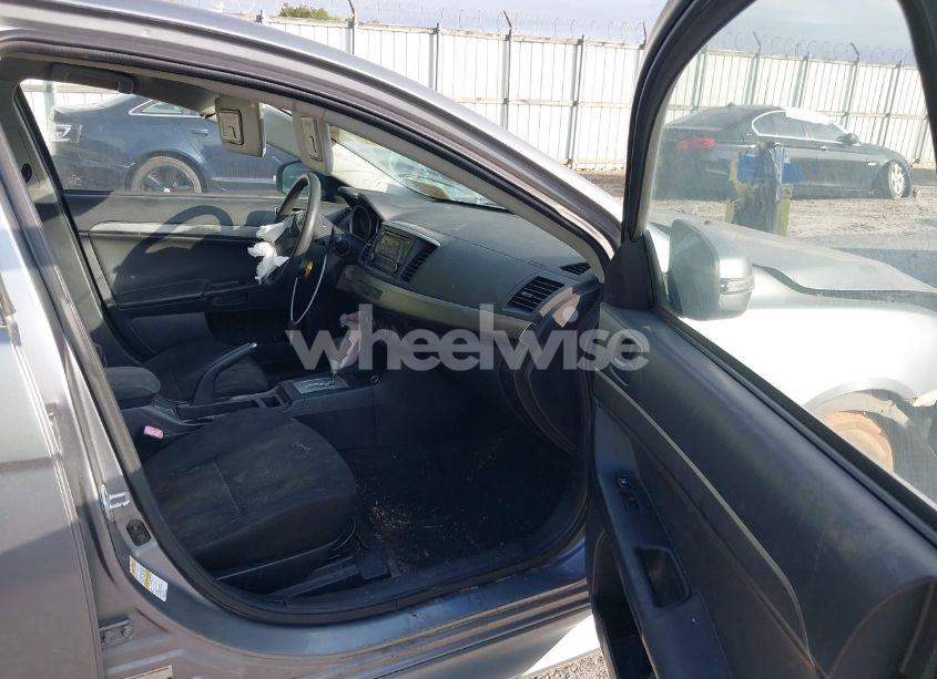 Photo 5 of 2015 Mitsubishi Lancer ES (VIN JA32U2FU0FU018047)