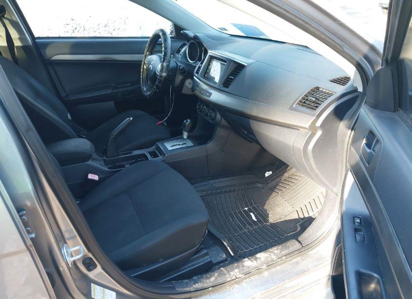 Photo 5 of 2014 Mitsubishi Lancer ES (VIN JA32U2FU4EU004781)