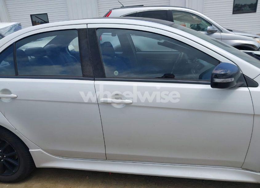 Photo 13 of 2017 Mitsubishi Lancer LE (VIN JA32U2FU5HU011632)