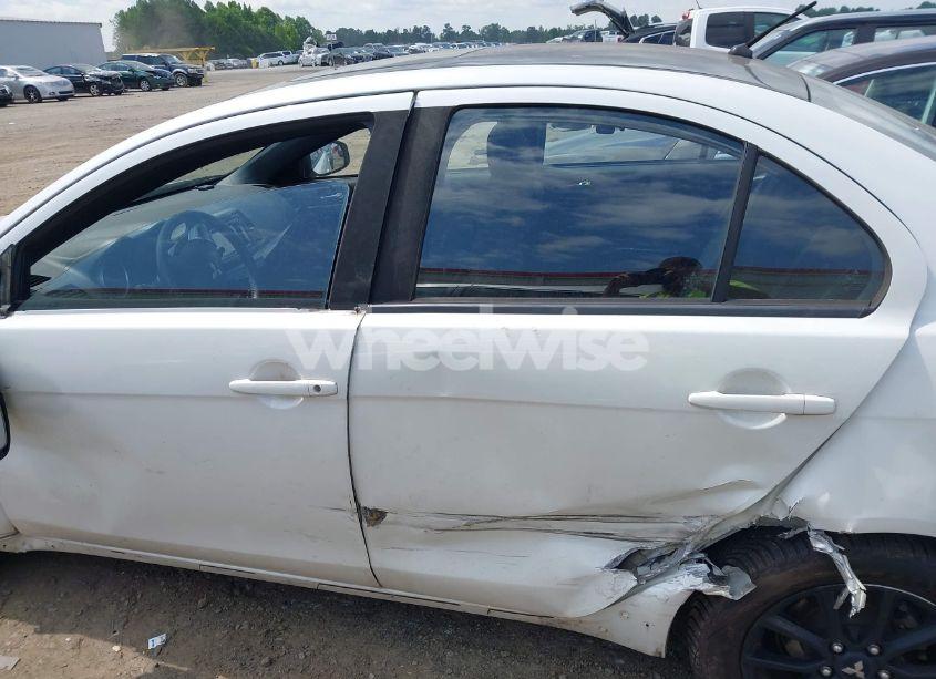 Photo 14 of 2017 Mitsubishi Lancer LE (VIN JA32U2FU5HU011632)