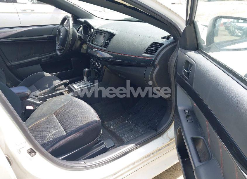 Photo 5 of 2017 Mitsubishi Lancer LE (VIN JA32U2FU5HU011632)