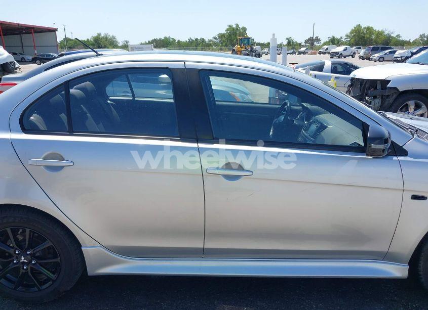 Photo 13 of 2017 Mitsubishi Lancer LE (VIN JA32U2FU7HU010224)