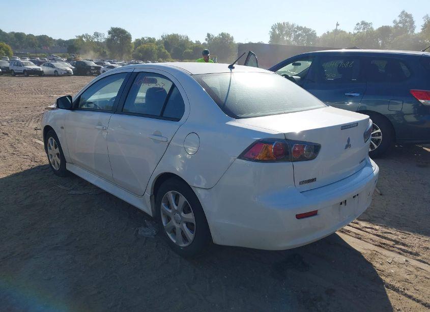 Photo 3 of 2015 Mitsubishi Lancer ES (VIN JA32U2FUXFU024518)