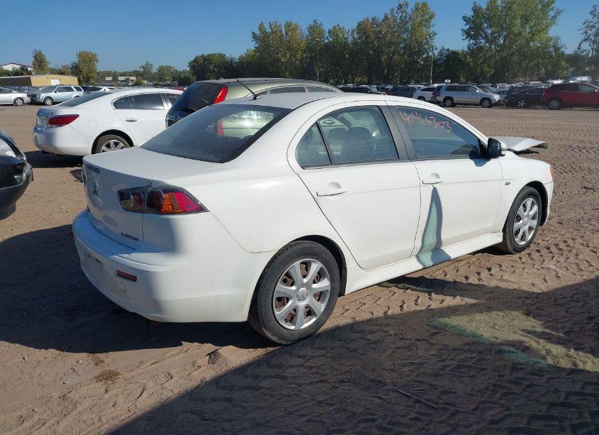 Photo 4 of 2015 Mitsubishi Lancer ES (VIN JA32U2FUXFU024518)