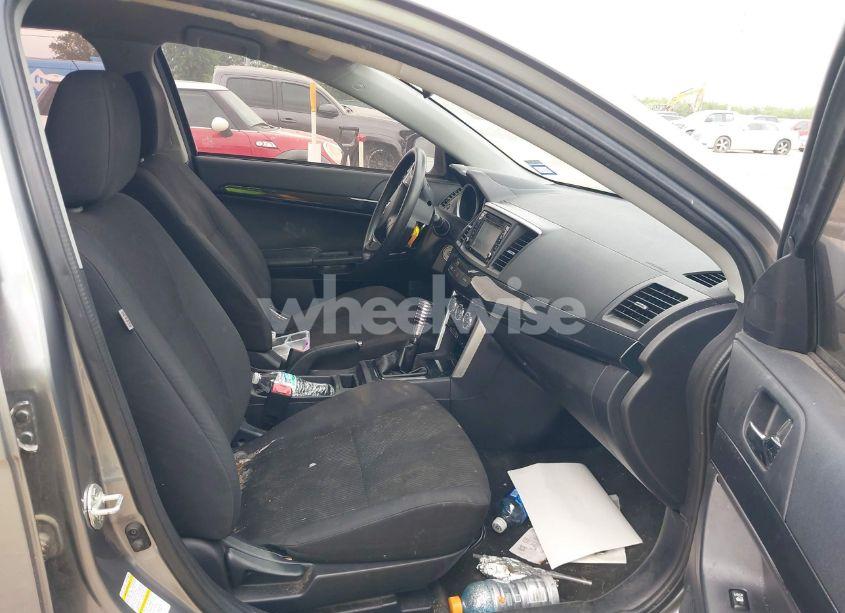 Photo 5 of 2017 Mitsubishi Lancer ES (VIN JA32U2FUXHU004899)