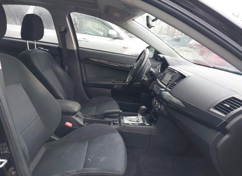 Photo 5 of 2015 Mitsubishi Lancer GT (VIN JA32U8FW6FU022737)