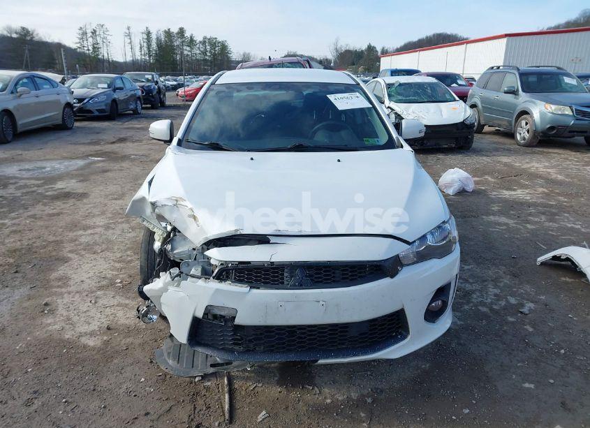 Photo 13 of 2017 Mitsubishi Lancer SE (VIN JA32V2FW0HU014887)