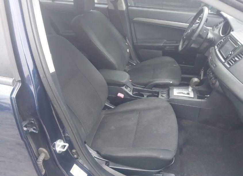 Photo 5 of 2014 Mitsubishi Lancer SE (VIN JA32V2FW2EU018161)