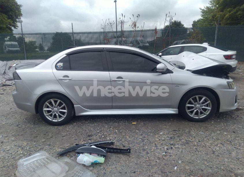 Photo 13 of 2016 Mitsubishi Lancer ES (VIN JA32V2FW3GU003476)