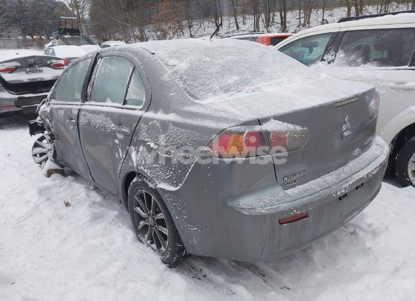 Photo 3 of 2015 Mitsubishi Lancer SE (VIN JA32V2FW4FU010449)