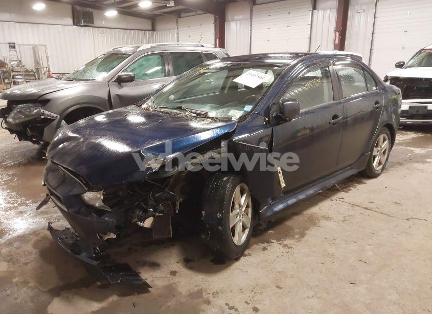 Photo 2 of 2014 Mitsubishi Lancer SE (VIN JA32V2FW7EU003137)