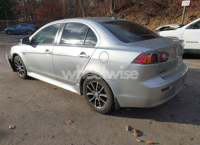 Photo 3 of 2015 Mitsubishi Lancer SE (VIN JA32V2FWXFU010472)