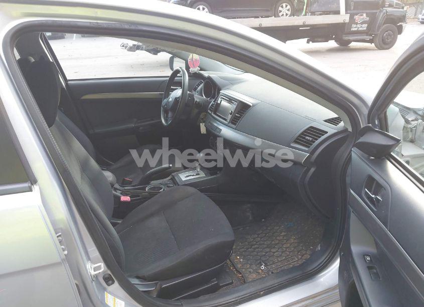 Photo 5 of 2015 Mitsubishi Lancer SE (VIN JA32V2FWXFU010472)