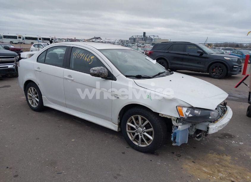 2016 Mitsubishi Lancer ES (VIN JA32V2FWXGU003619) main photo