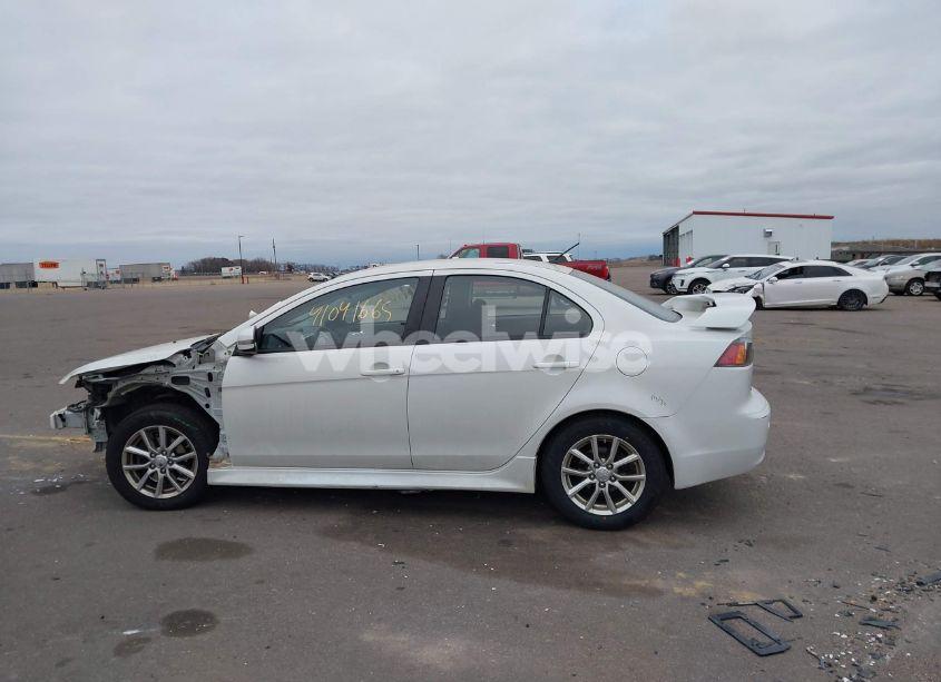 Photo 14 of 2016 Mitsubishi Lancer ES (VIN JA32V2FWXGU003619)