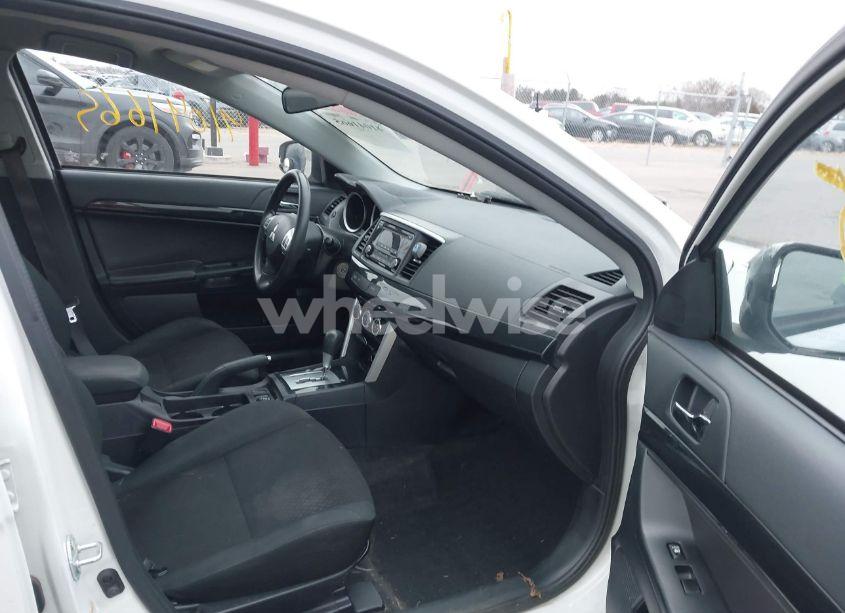 Photo 5 of 2016 Mitsubishi Lancer ES (VIN JA32V2FWXGU003619)