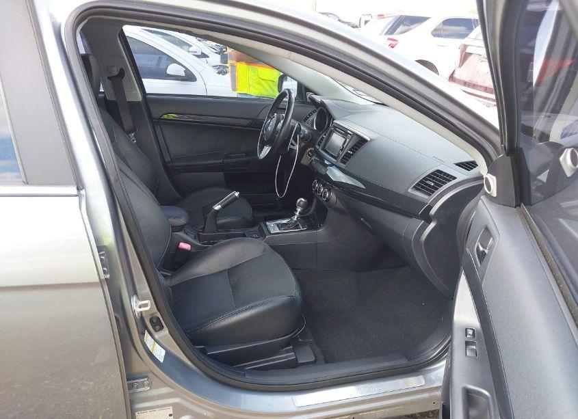 Photo 5 of 2015 Mitsubishi Lancer EVOLUTION MR (VIN JA32W5FV4FU008772)