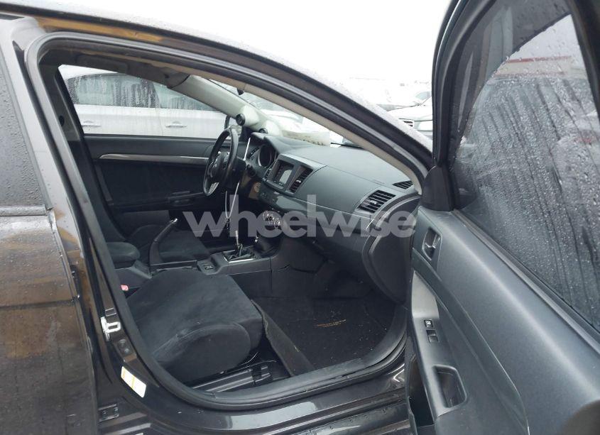 Photo 5 of 2010 Mitsubishi Lancer EVOLUTION GSR (VIN JA32W8FV1AU012725)