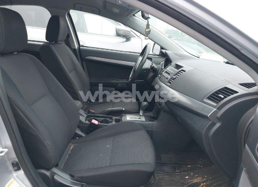 Photo 5 of 2011 Mitsubishi Lancer SPORTBACK ES (VIN JA32X2HU1BU039438)