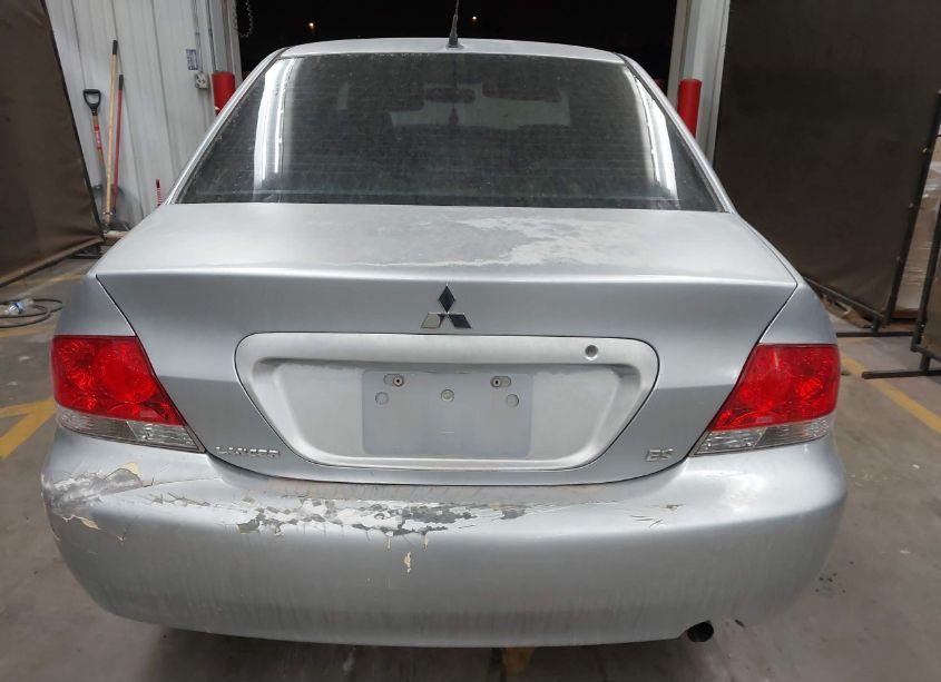 Photo 16 of 2005 Mitsubishi Lancer ES (VIN JA3AJ26E05U040531)