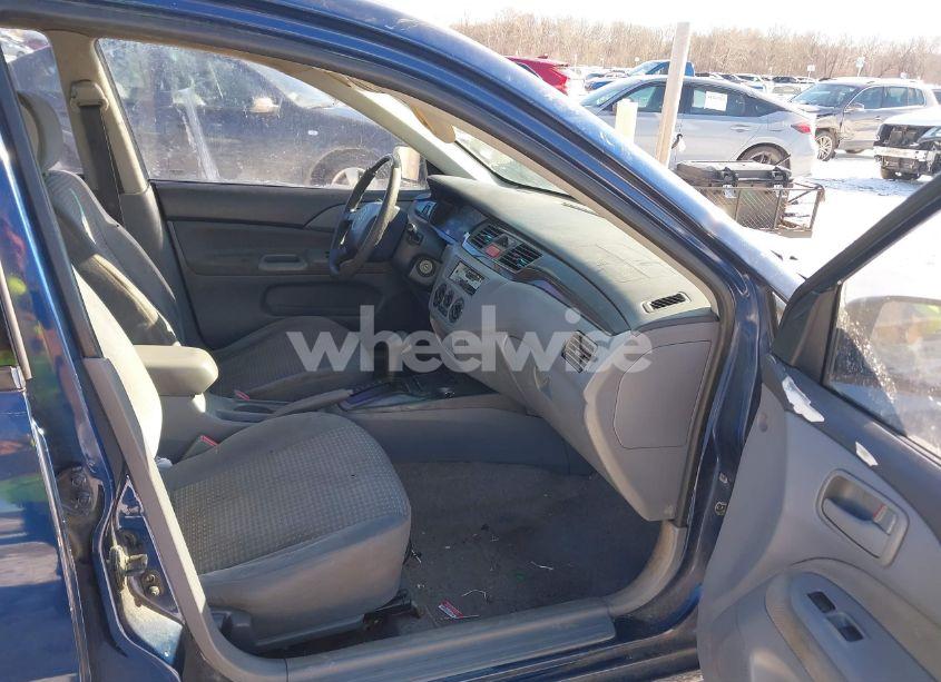 Photo 5 of 2003 Mitsubishi Lancer ES (VIN JA3AJ26E13U0A3996)